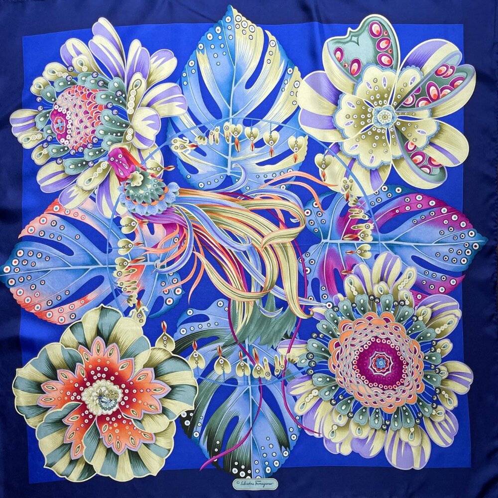 New Salvatore Ferragamo Flowers Blue Multicolor Silk Scarf